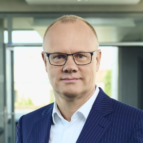 Prof. Dr. Robert Mayr